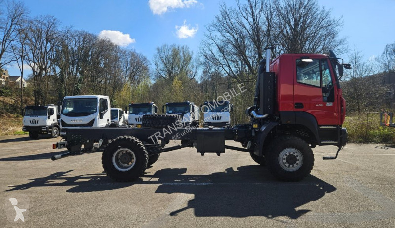 Camião Iveco 44.38 HD9