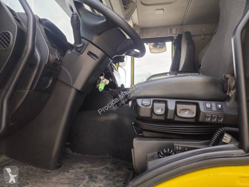 Camion Iveco 260 S 46