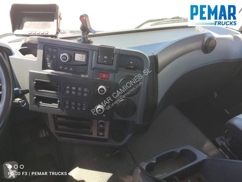 Camion Renault 380