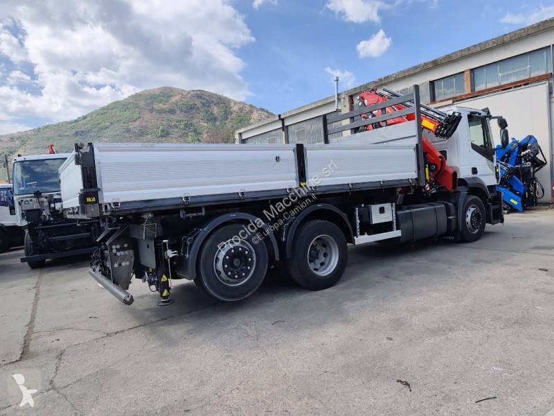 Iveco AD 260 S 31 X/P truck