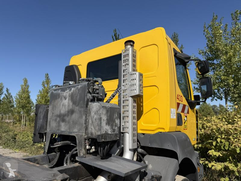 Camião Renault 370.26 (6X4)