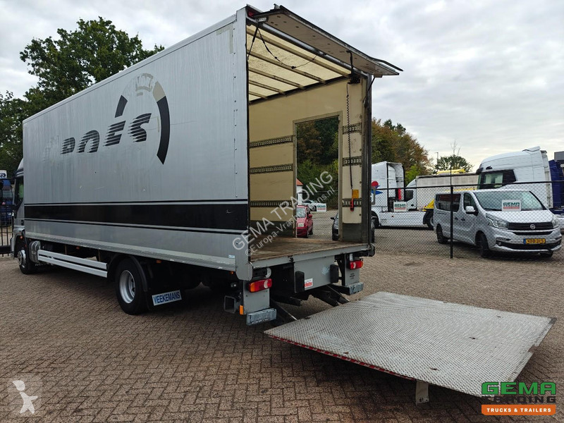 Camion Iveco EuroCargo 0 4x2 Sleeper Cab Euro6A...
