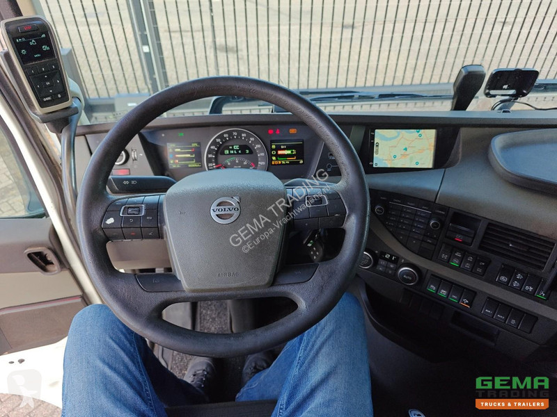Camion Volvo 460 6x4 GlobeTrotter Euro6C - 10T...