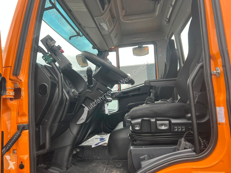 Camion Iveco 160 E 25