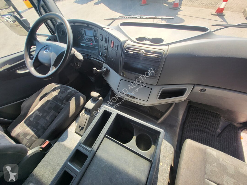 Camião Mercedes 1224