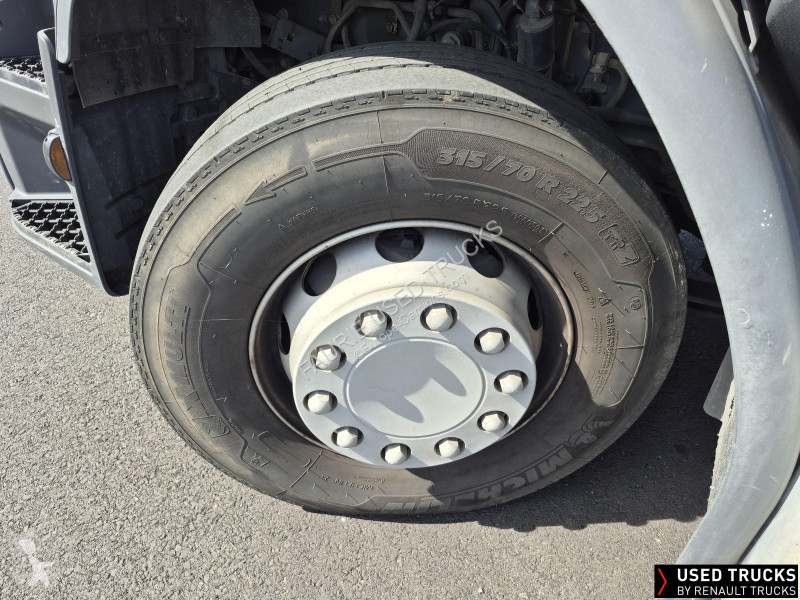 Camion Renault D Wide