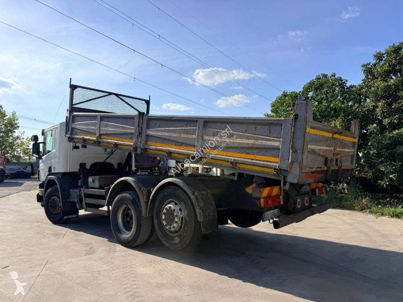 Camion Scania 320