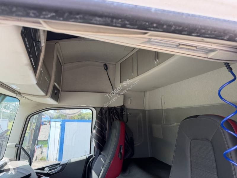 Lastbil Volvo 500 Globetrotter