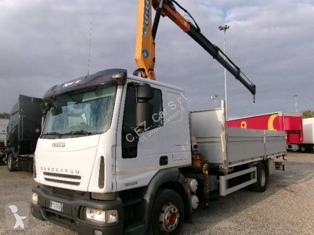 Camião Iveco 120 E 25