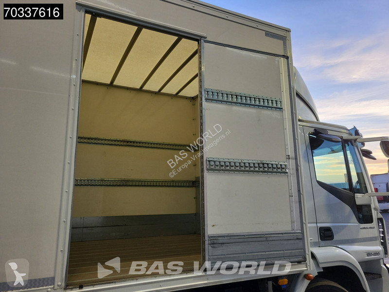 Camión Iveco 120E220 4X2 12t Automatic Tailgate...