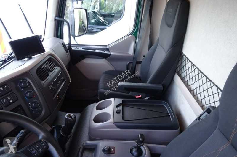 Kamion DAF LF 260 Euro 6 kontener 18 palet...