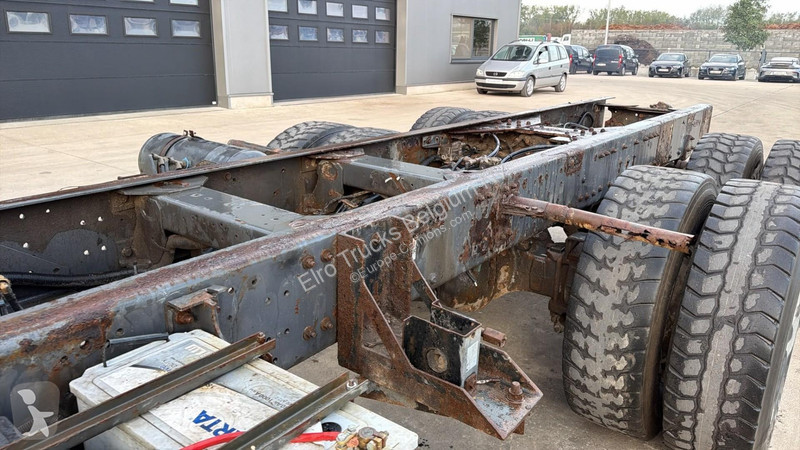 Camión Renault KERAX  (BOITE MANUELLE / LAMES /...