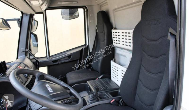 Camión Iveco 100 E 19