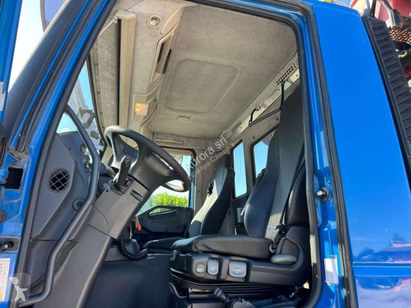 Camion Iveco STRALIS 260.450 SCARRABILE CON GRU
