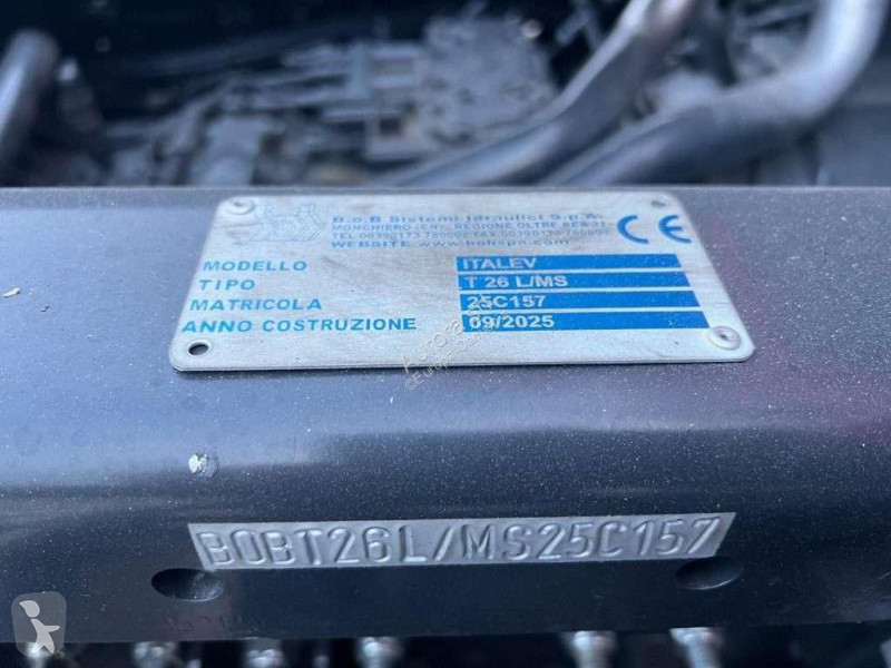 Камион Iveco XWAY AD260 SCARRABILE