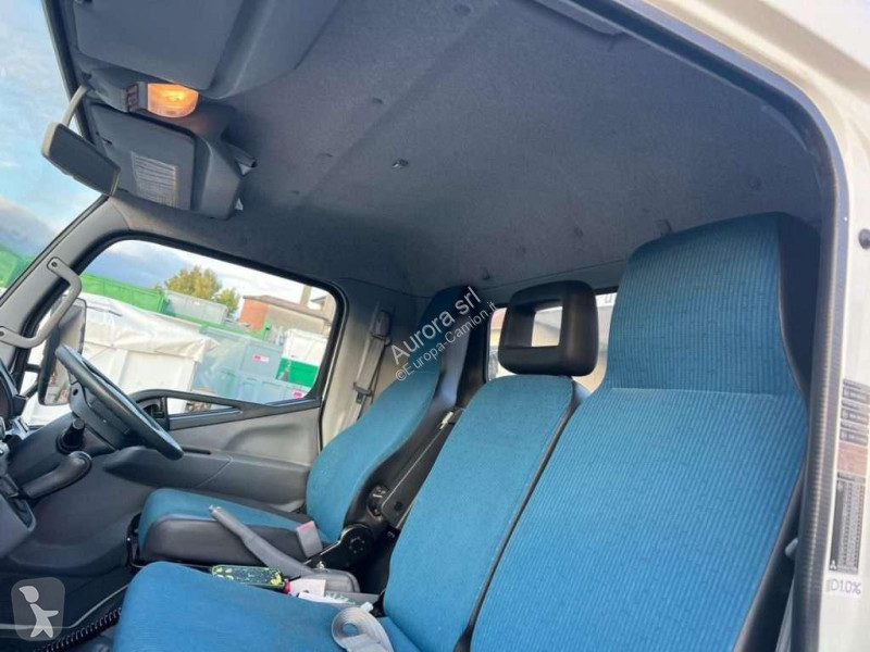Camion Mitsubishi FUSO 7C15 SCARRABILE NUOVO