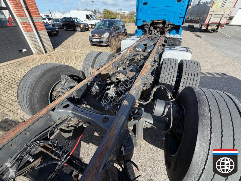 شاحنة Scania R520 6X2/4 lift and steering axle...