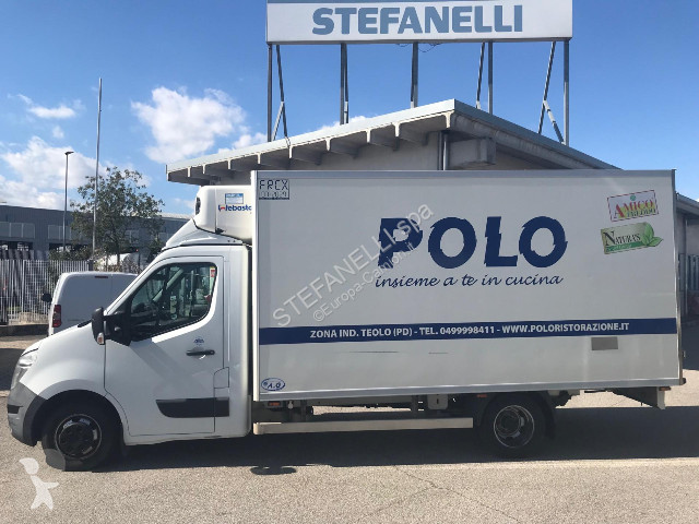 شاحنة Nissan NV 400 isotermico + frigo