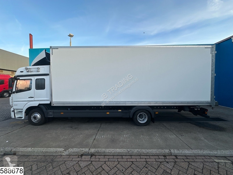 شاحنة Mercedes atego 1530