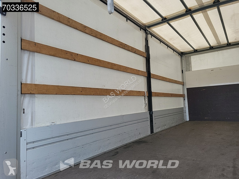 Kamion Iveco 75E190 4X2 8tonner 1000kg Tailgate...