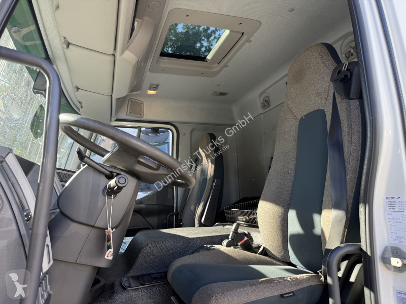 Teherautó Volvo FE320 6X2 HMF 1620 K5 bis 18.50...
