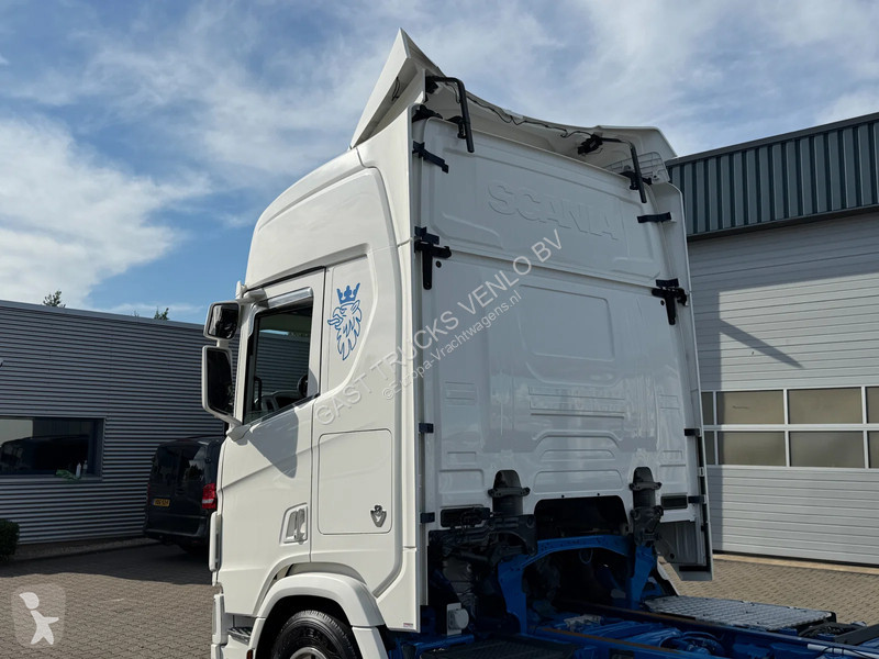 Kamion Scania 650 V8 6x2 Full Air etarder 4.35...
