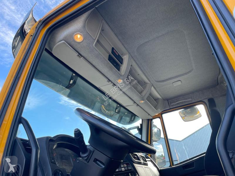 Превоз на строителна техника Iveco  STRALIS 420