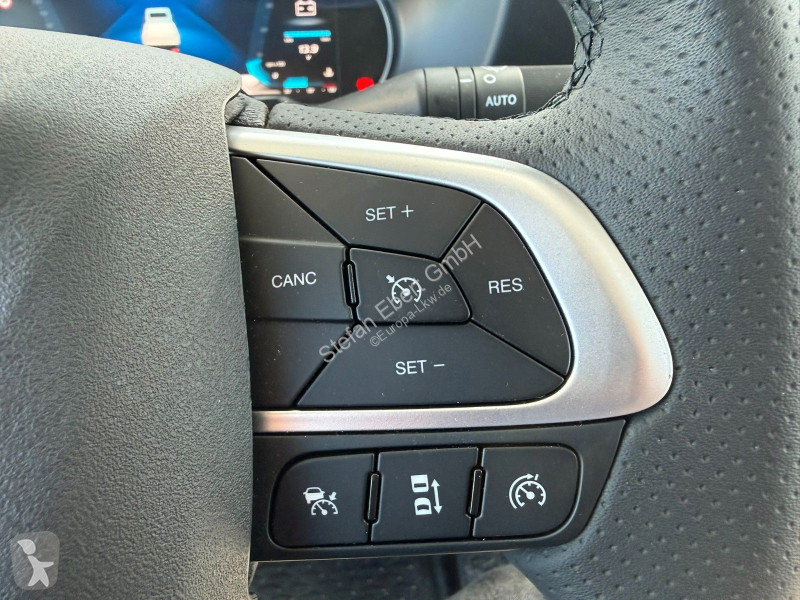 Kamion Iveco 70C21HA8/P Ewers Getränkekoffer