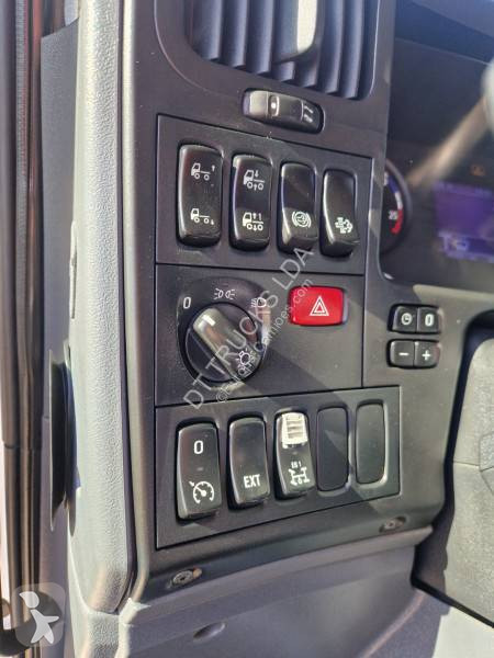 Scania 410 truck