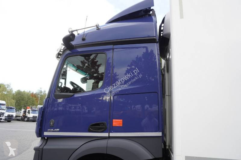 Kamion Mercedes 2546