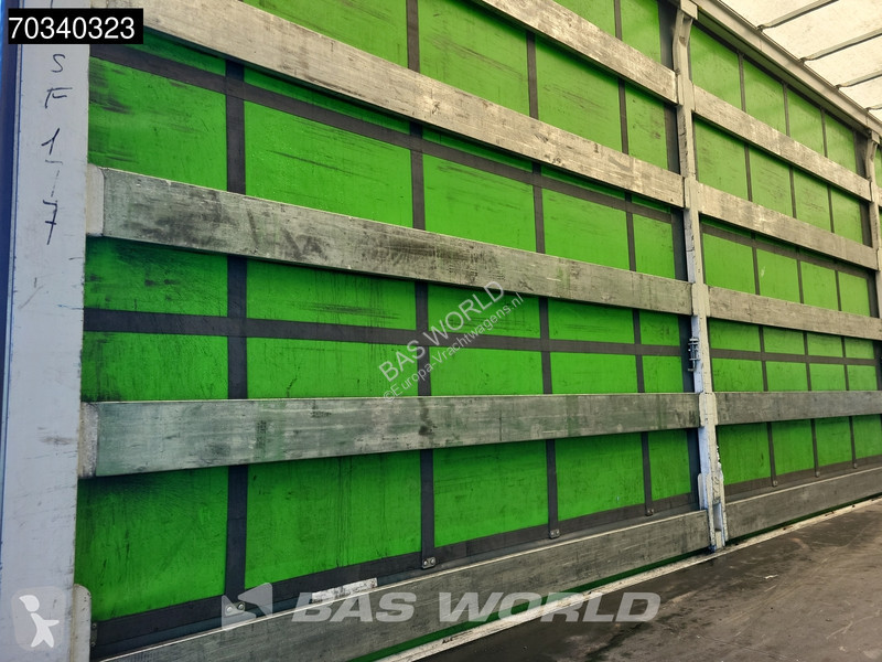 Lastbil Volvo 250 4X2 18tonnner curtainsides...