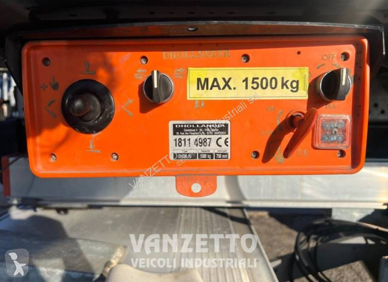 Iveco 120 E 28 P tector truck