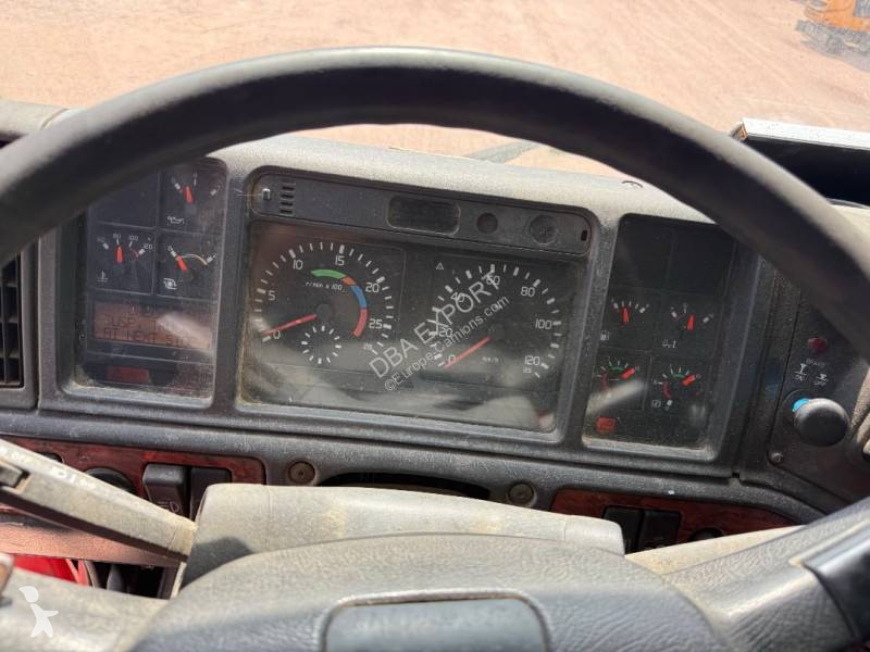 Volvo 460 truck
