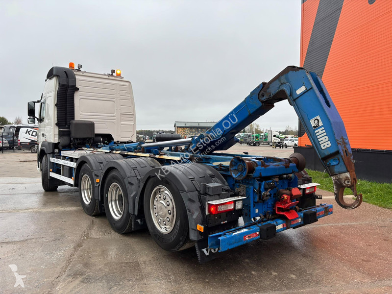 Kamion Volvo 500 8x4*4 HIAB XR 20 ton / L=5600 mm