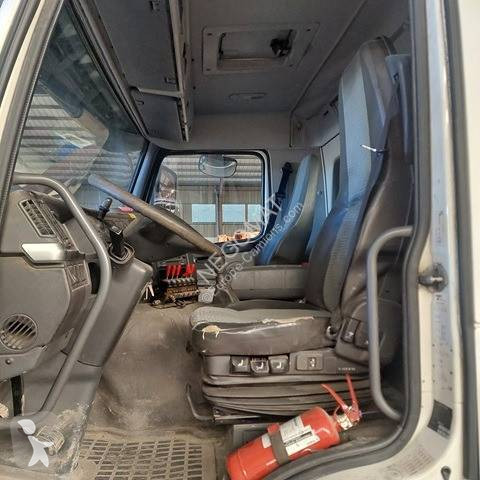 Kamion Volvo 420