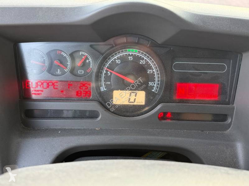شاحنة Renault 270 DXI