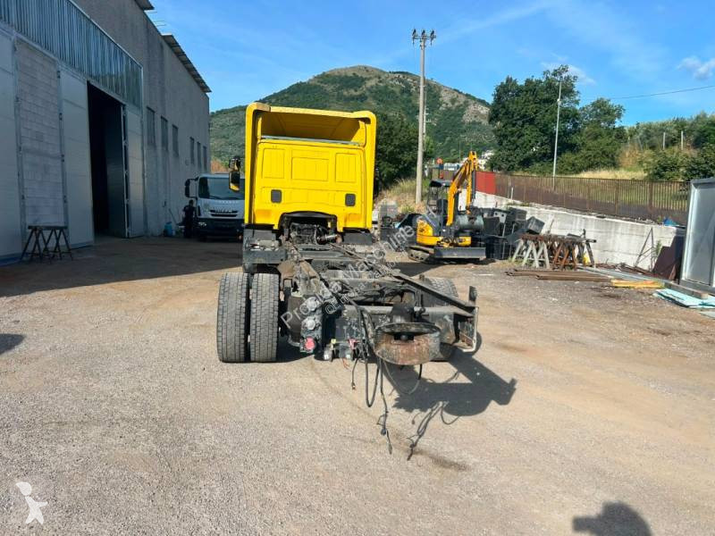 Kamion Iveco 120 E 28