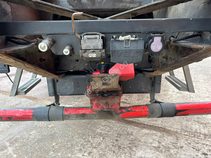 Volvo 650 6x4 HYDRAULICS / TANDEM AXLE LIFT truck
