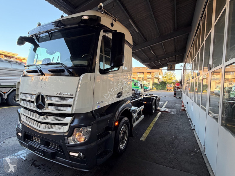 Mercedes 2545   6x2 truck