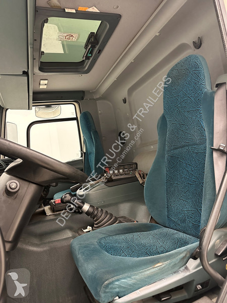 DAF 380 - 6x2 truck