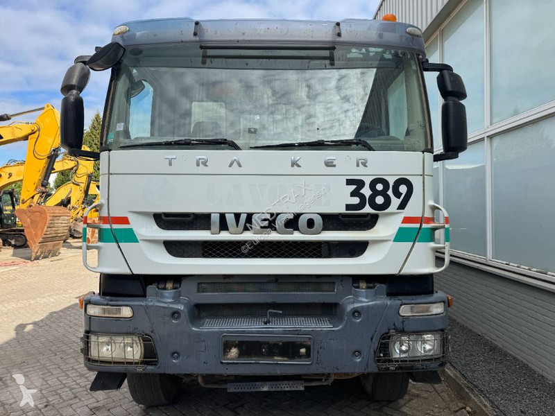 Iveco 450 truck