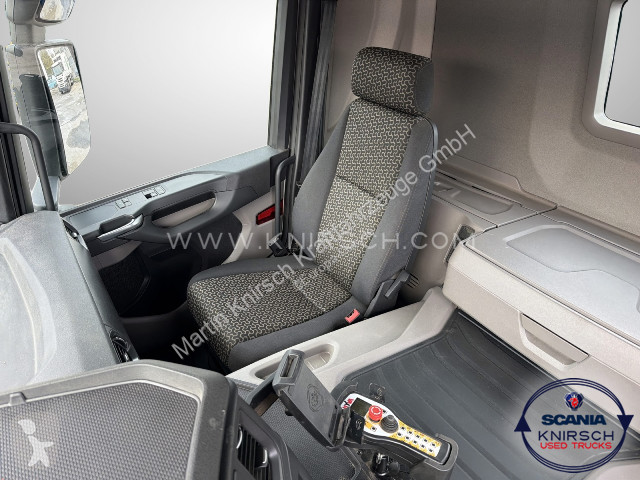 Lastbil Scania P410B6x2*4NA / HYVA Absetzkipper...