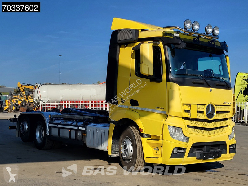 Vrachtwagen Mercedes 2543 6X2 Meiller RA 21 67...