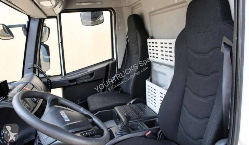 Kamion Iveco 100 E 19