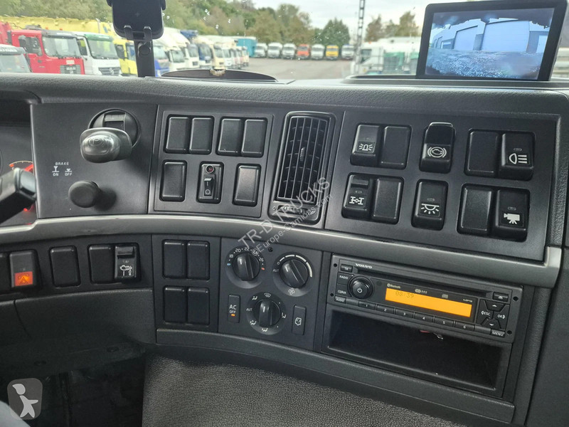 Kamion Volvo TIPPER/BENNE - 8X4 - LEAF SUSPENSION