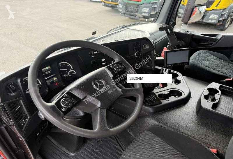 Kamion Mercedes 3243 8x4 Schwarzmüller /...
