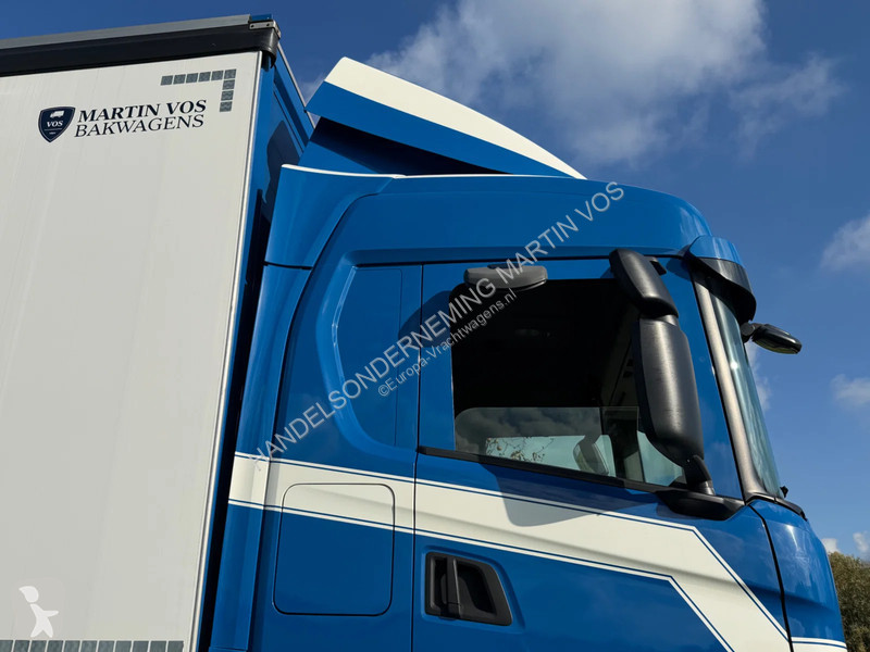 Teherautó Scania 320 N323