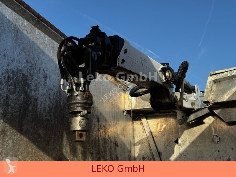 Teherautó Volvo 420 Liftachse