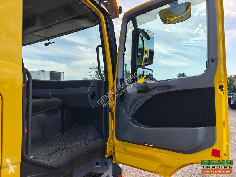 شاحنة Mercedes 1841 4x2 Sleeper Cab Euro5 -...