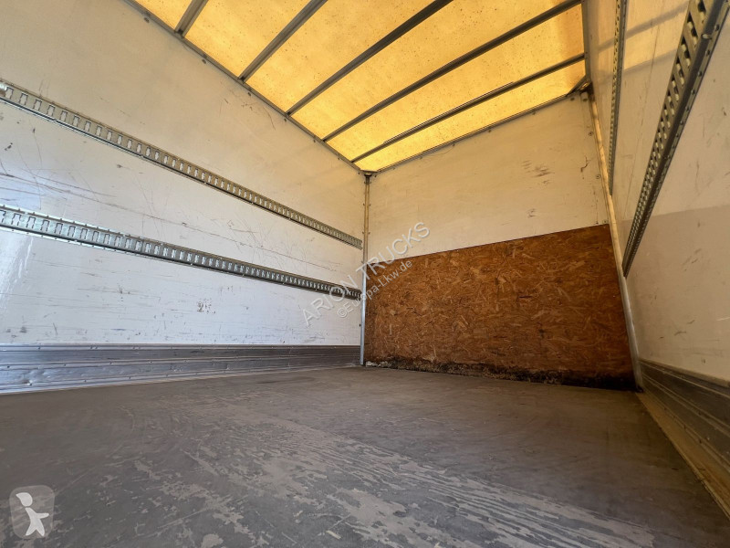 Iveco ML120E Koffer/LBW/DHOLLANDIA/4841kg truck